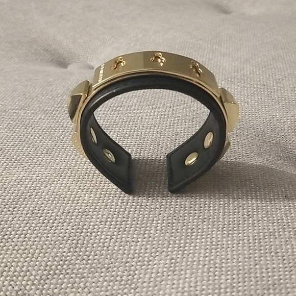 Bcbg black and gold adjustable bracelet - Picture 2 of 2